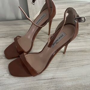 Steve Madden Tan Strappy Heels